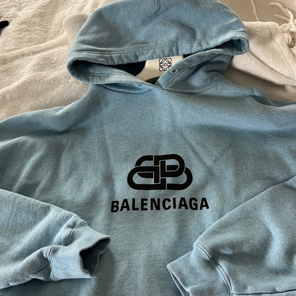 Balenciaga Sweatshirt - Picture 1 of 5
